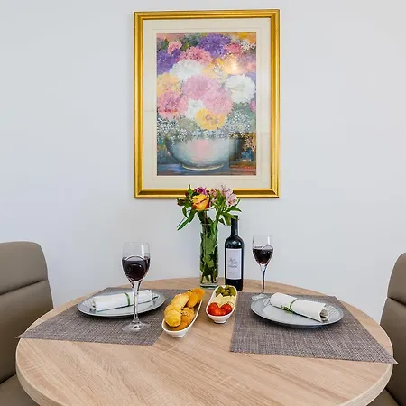 Apartman Lazarin *