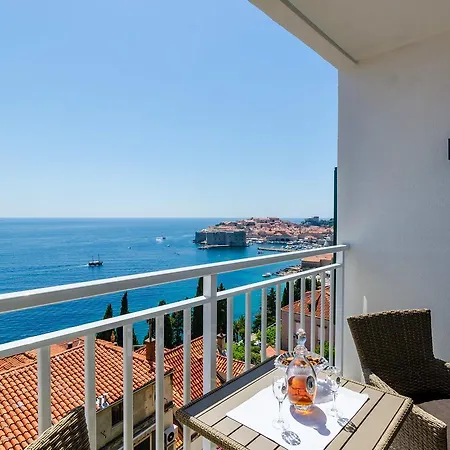Apartman Lazarin