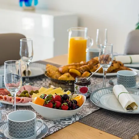 Lazarin Apartman *