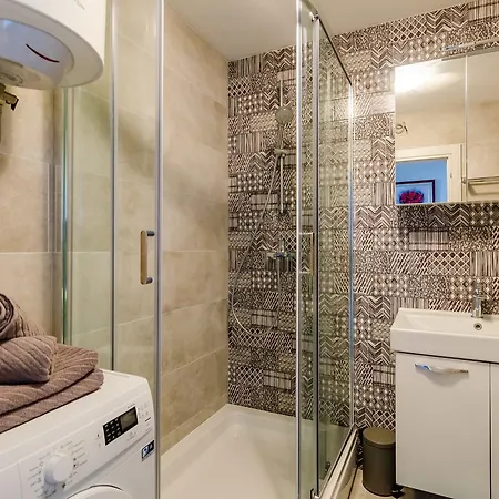 Apartman Lazarin